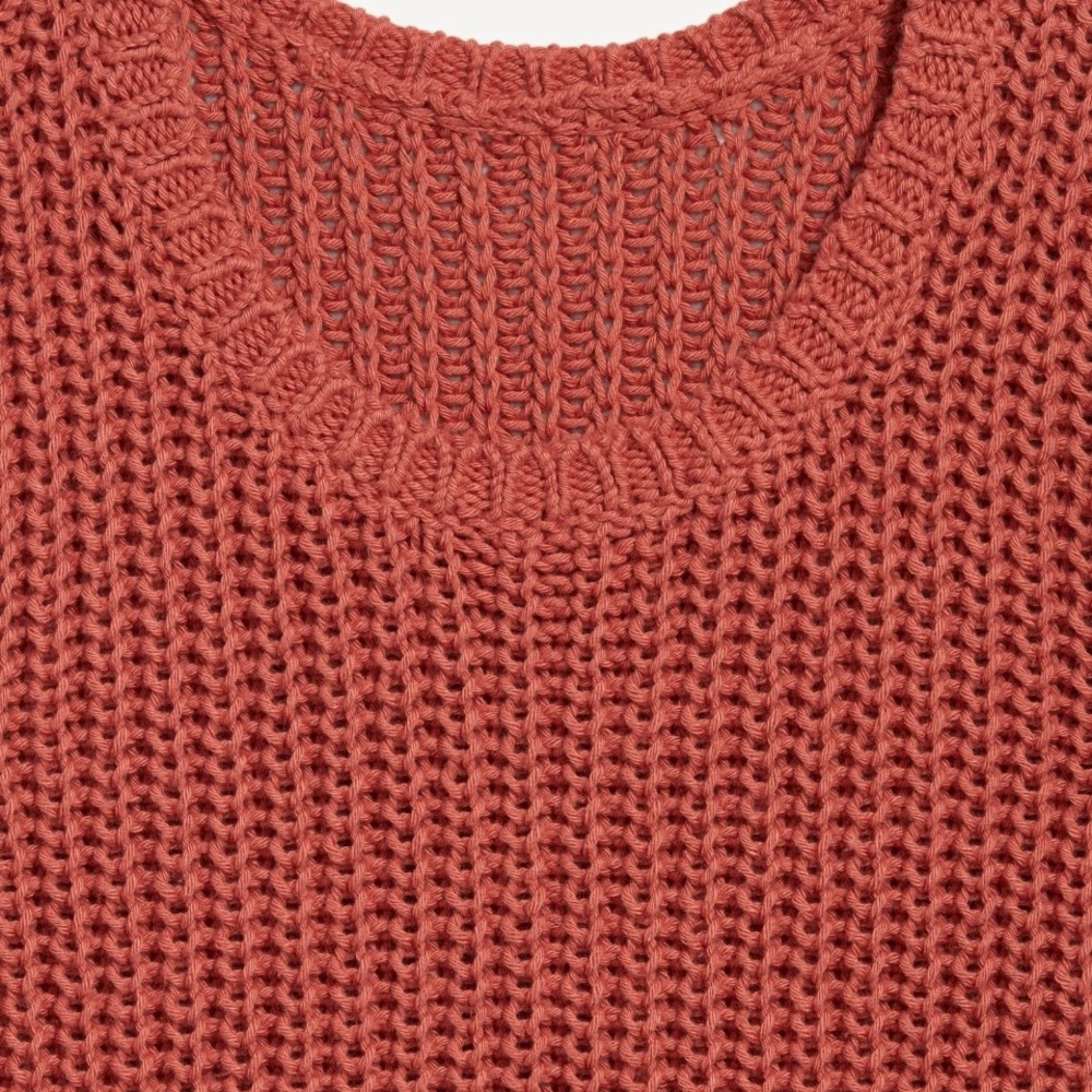 Old Navy Women's Rust Sleeveless Sweater - Picture 5 of 6